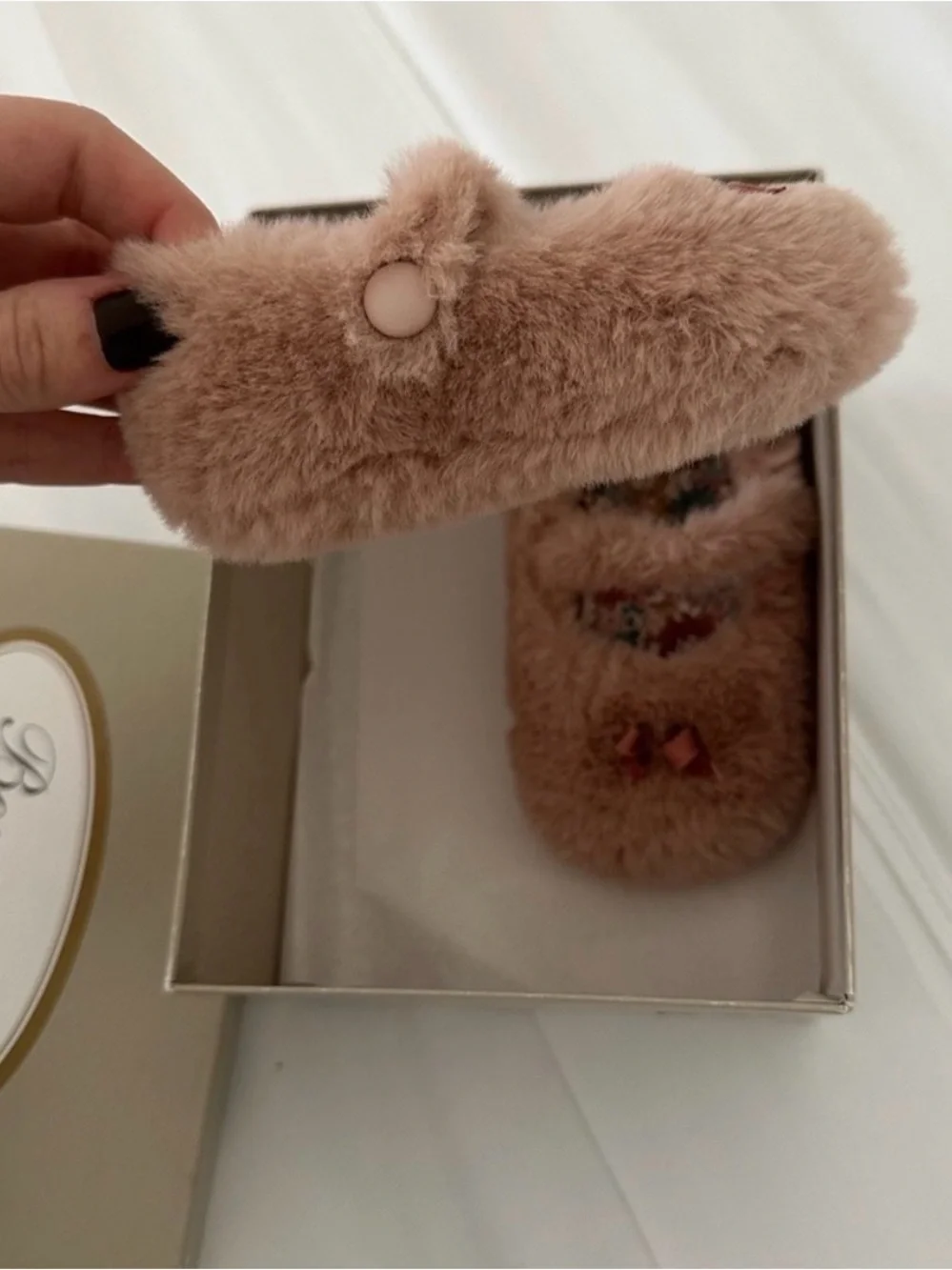 Bonpoint Fuzzy Peach Pink Baby Slippers with Floral Insole and Bows